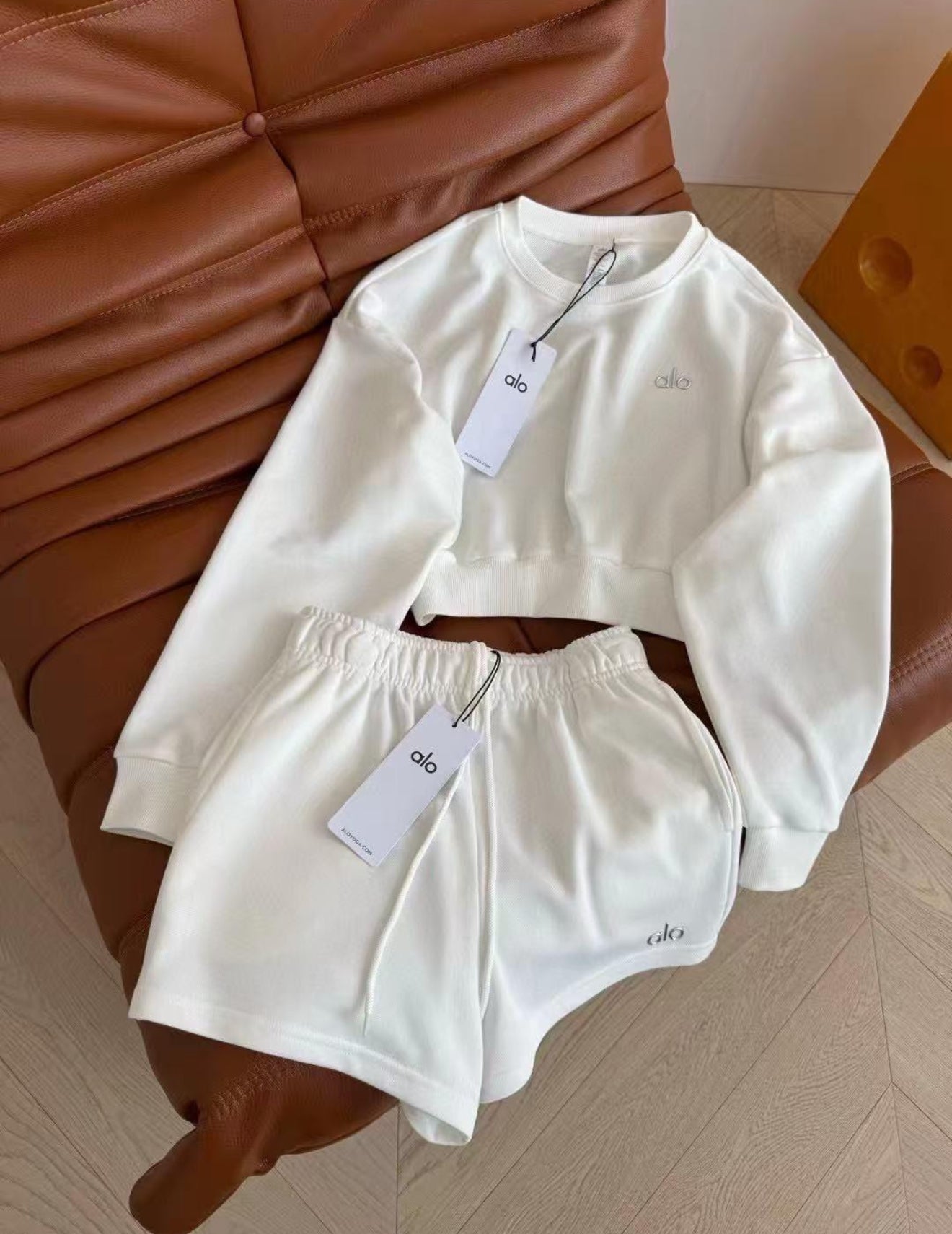 AO Set