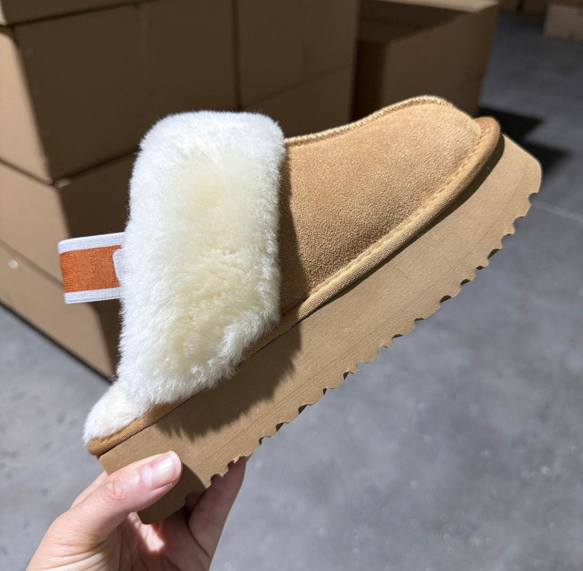Uggé Slippers