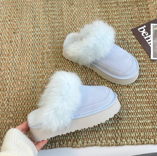 Uggé Platform Slippers